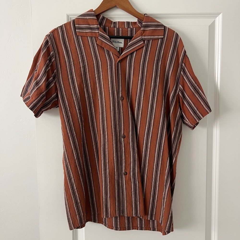 Rhythm Men’s Short Sleeve Button Down Shirt